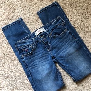 COPY - Hollister straight leg medium wash blue jeans
